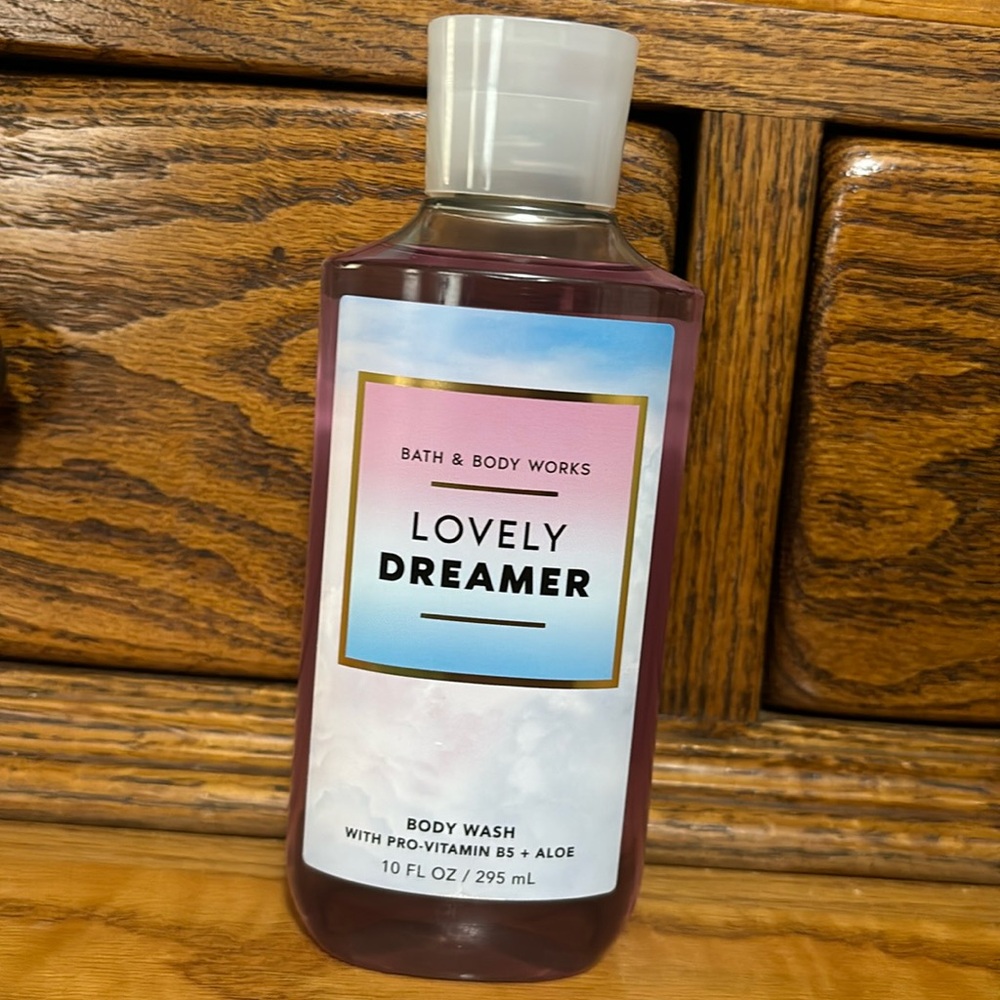 Lovely dreamer body wash